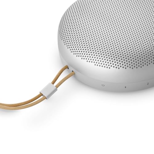Bang & Olufsen Beosound A1 (3ª Generación) Altavoz Bluetooth Portátil Impermeable con 3 Micrófonos, Certificado C2C - Natural Aluminium