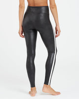 Spanx Leggings de piel sintética de rayas para Mujer, Negro, L