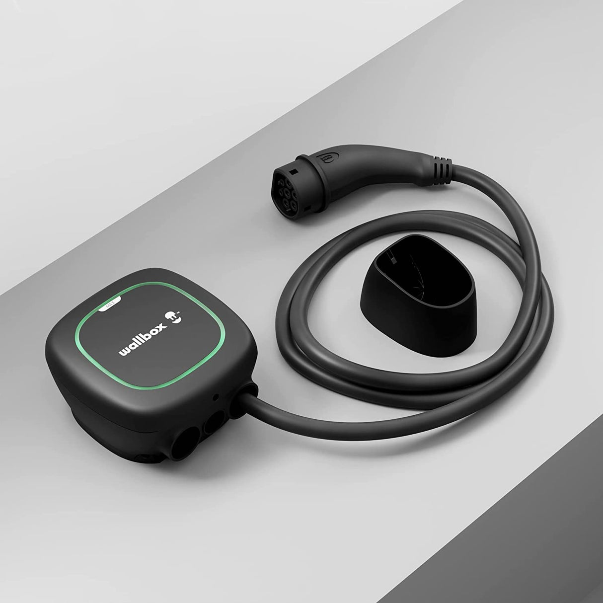 Wallbox Pulsar MAX, Cargador para Vehículo Eléctrico (7.4kW, Tipo 1, Wi-Fi, Bluetooth, OCPP, Interior/Exterior, 5m, Diseño facíl de Instalar), Negro