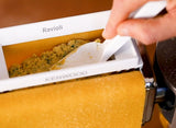 Kenwood KAX93.A0ME - Accesorio para robot de cocina (incluye embudo grande, cuchara de llenado y cepillo de limpieza, carcasa de acero inoxidable cromado)