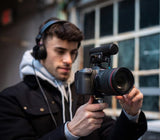 Sennheiser MKE 400 Micrófono Shotgun Direccional para Cámara con Conectores TRS y TRRS de 3,5mm para DSLR, Mirrorless y Móvil, 508898