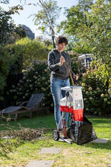 IKRA trituradora eléctrica de jardín ILH 3000 S, potente 3000 W, grosor de ramas de hasta 44 mm, incl. bolsa colectora de 45 l