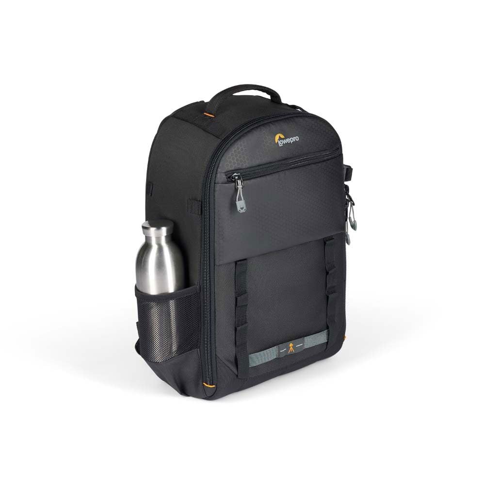 Lowepro Adventura BP 300 III, Mochila para Cámara, con Soporte para Trípode, Bolsillo para Portátil de 13'', Bolsa con Acceso Frontal, para Cámara sin Espejo, Compatible Sony Alpha 7-9 Series, Negro