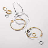 PANDORA Essence Pendientes de aro chapados en oro de 14 quilates