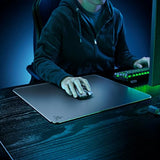 Razer Atlas - Alfombrilla de ratón de Cristal (Cristal Templado Premium, Resistente a la Suciedad y los arañazos, Movimientos del ratón más silenciosos, Base de Goma Antideslizante) Negro