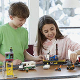 LEGO City Tren de Mercancías con Vehículo Teledirigido - Camión de Juguete, Carretilla Elevadora, 32 Piezas de Vía y & Minifiguras - Regalo para Niños y Niñas de 6+ Años 60198