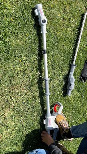 IKRA Tijeras Cortasetos 2 en 1 ICPH 2050 con pértiga telescópica para setos Altos, Incl. 2 baterías de 20 V, estación de Carga rápida y Cinta de Hombro