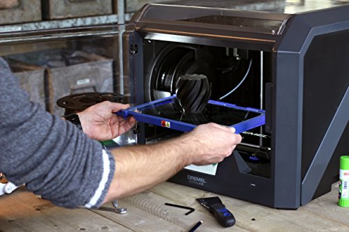 Dremel 3D45 - Impresora 3D Inalámbrica para Filamento PLA de 1.75mm, Nailon, ABS Eco y PETG con Pantalla Táctil a Color LCD, Volumen de Impresión de 254 x 152 x 170 mm, WIFI y Software de Modelado
