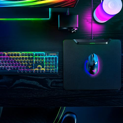 Razer HyperFlux V2 - Sistema de Alfombrilla de Carga inalámbrica para Ratones de Juego - Alfombrilla de ratón de Juego y Disco de Carga (indicador LED de Carga, pies de Goma Antideslizantes) Negro