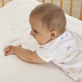 Nalui - Colchón Cuna Desenfundable 70x140cm Baby One con Núcleo Adapt Foam Suave, Transpirable y Acolchado Termorregulador. Hipoalergénico | Certificado Oeko-Tex® | Altura ± 12cm | Hecho en España