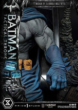 DC Comics statuette 1/3 Throne Legacy Collection Batman Tactical Throne Economy Version 46 cm