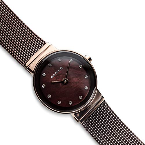 BERING 10122-265 Reloj de cuarzo para mujer con caja de acero inoxidable de 22 mm con acabado en oro rosa y esfera marrón, correa milanesa, cristal de zafiro y resistencia al agua de 3 ATM