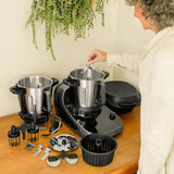 Cecotec Robot de Cocina Multifunción con Dispensador de Alimentos Mambo CooKing Total Gourmet. 2200W, 45 Funciones, Miles de Recetas Guiadas, Jarra Unique de 4,5L y Jarra Victory de 5L, Accesorios
