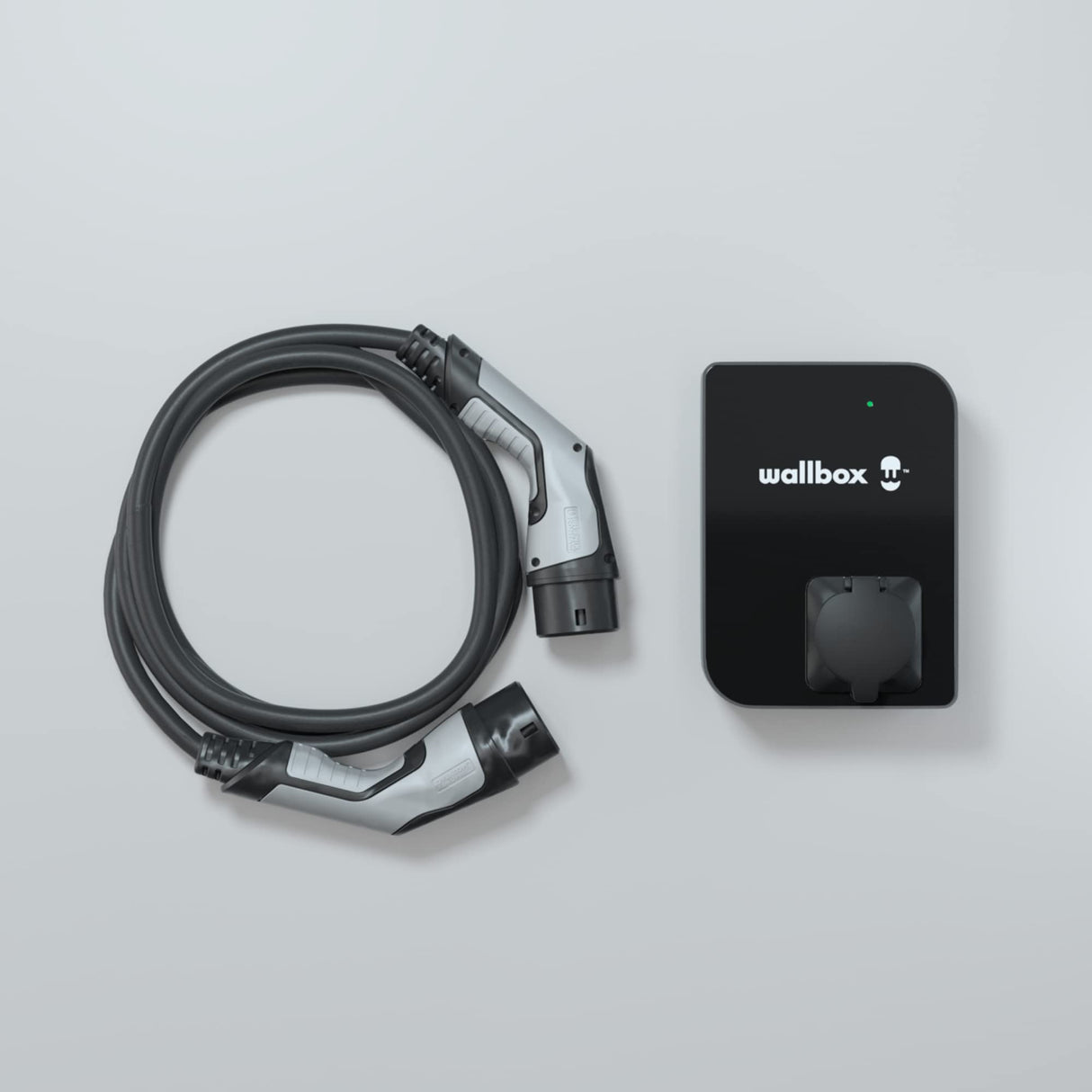 Wallbox Cargador Copper SB para EV. Potencia de hasta 22 kW. Lector de Tarjetas RFID Integrado y Cable de Carga Tipo 2. Conexión WiFi y Bluetooth, y Compatible con OCPP.