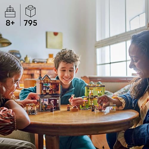 LEGO Harry Potter Artículos de Calidad para Quidditch y Heladería - Tiendas del Callejón Diagon de Juguete - 6 Minifiguras, Nimbus 2000 y Snitch Dorada - Regalo para Niños y Niñas de 8+ Años 76452