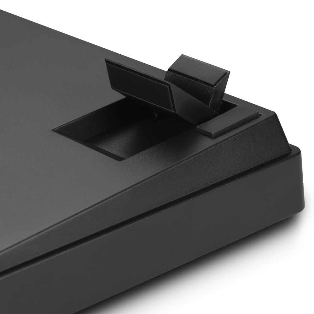 Sharkoon SKILLER SGK50 S4 Barebone ISO, Color Negro, diseño del 60%, tecnología de Interruptor Intercambiable en Caliente