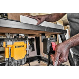 DEWALT DWE627KT-QS - Fresadora 2.300W, Recorrido de corte de 80 mm, Arranque suave y guía paralela, Incluye accesorios, adaptador de aspiración y caja T STAK VI