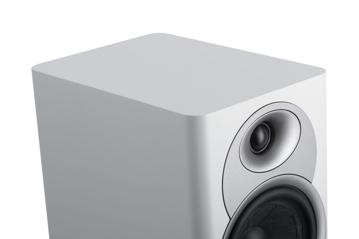Jamo S7-17B Pair of Bookshelf Speakers Grey Cloud Pareja de Altavoces de estantería con woofer de 17 cm Gris