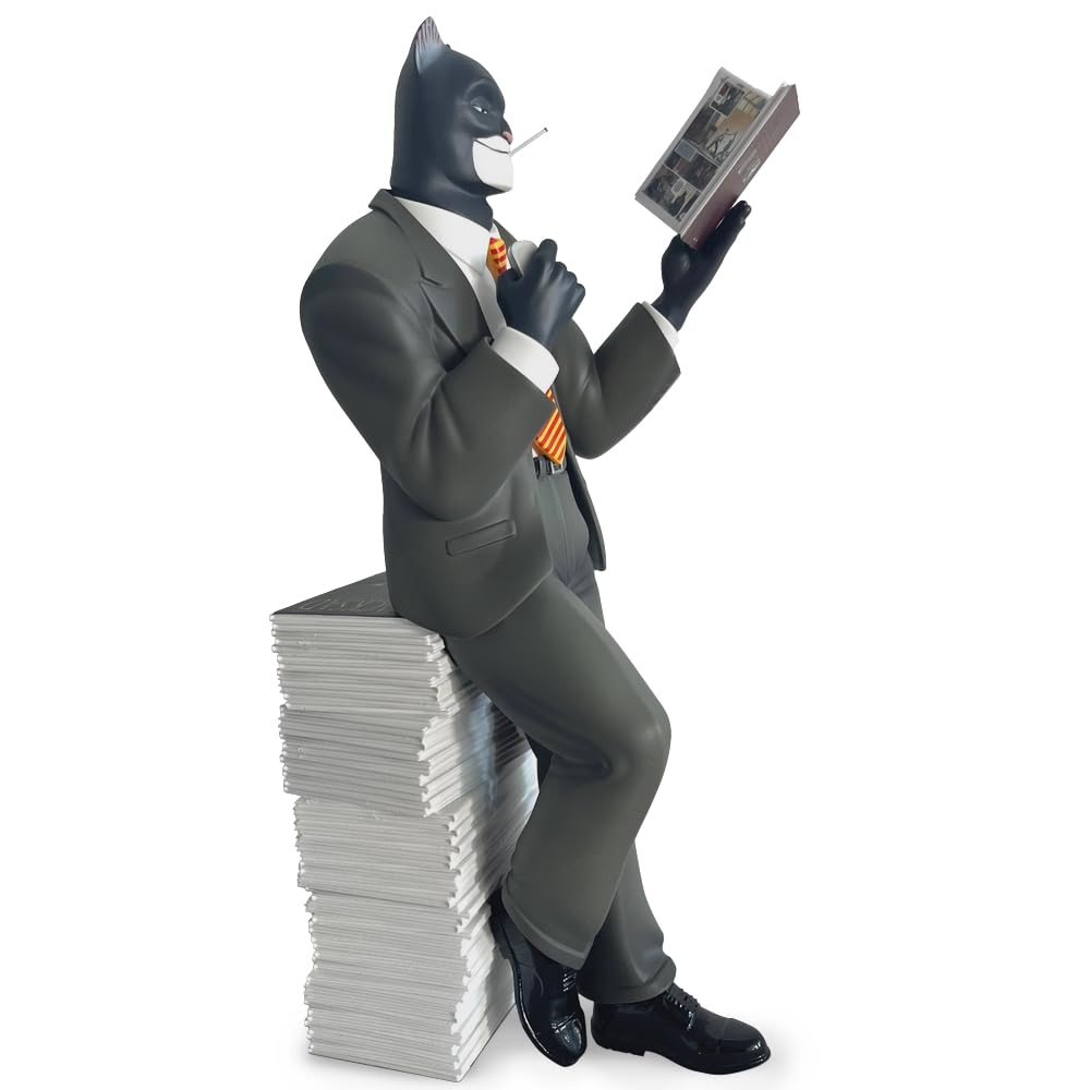 Plastoy Collectoys - Figura de Blacksad Pila de Libro