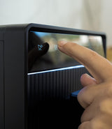 Incapto Aura Cafetera Superautomática | 19 Bares | Botón Doble Espresso | Cafetera de Grano Compacta y Diseño Elegante | Molinillo Regulable | Limpieza automática | Múltiples recetas (Negro)