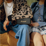 Marshall Emberton II Altavoces Bluetooth portátiles, inalámbricos, Emparejables, IP67 Resistentes al Polvo y al Agua, más de 30 Horas de Tiempo de reproducción - Negro