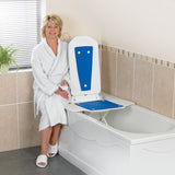 Bathmaster Deltis Alza de Baño, Asistencia para Entrar y Salir de la Bañera, Estable y Duradera, Color Azul y Blanco