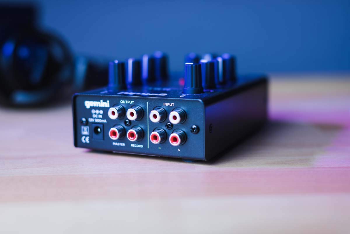 Gemini MM-1 - Mini mezclador DJ de 2 canales