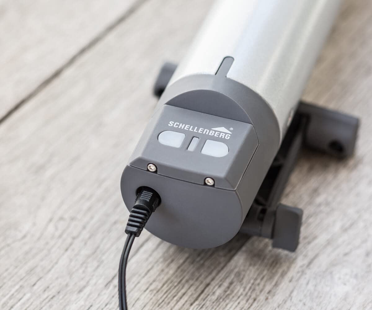 Schellenberg 20264 Accionamiento para toldo PREMIUM con panel solar, controlable por radio o aplicación Smart Home