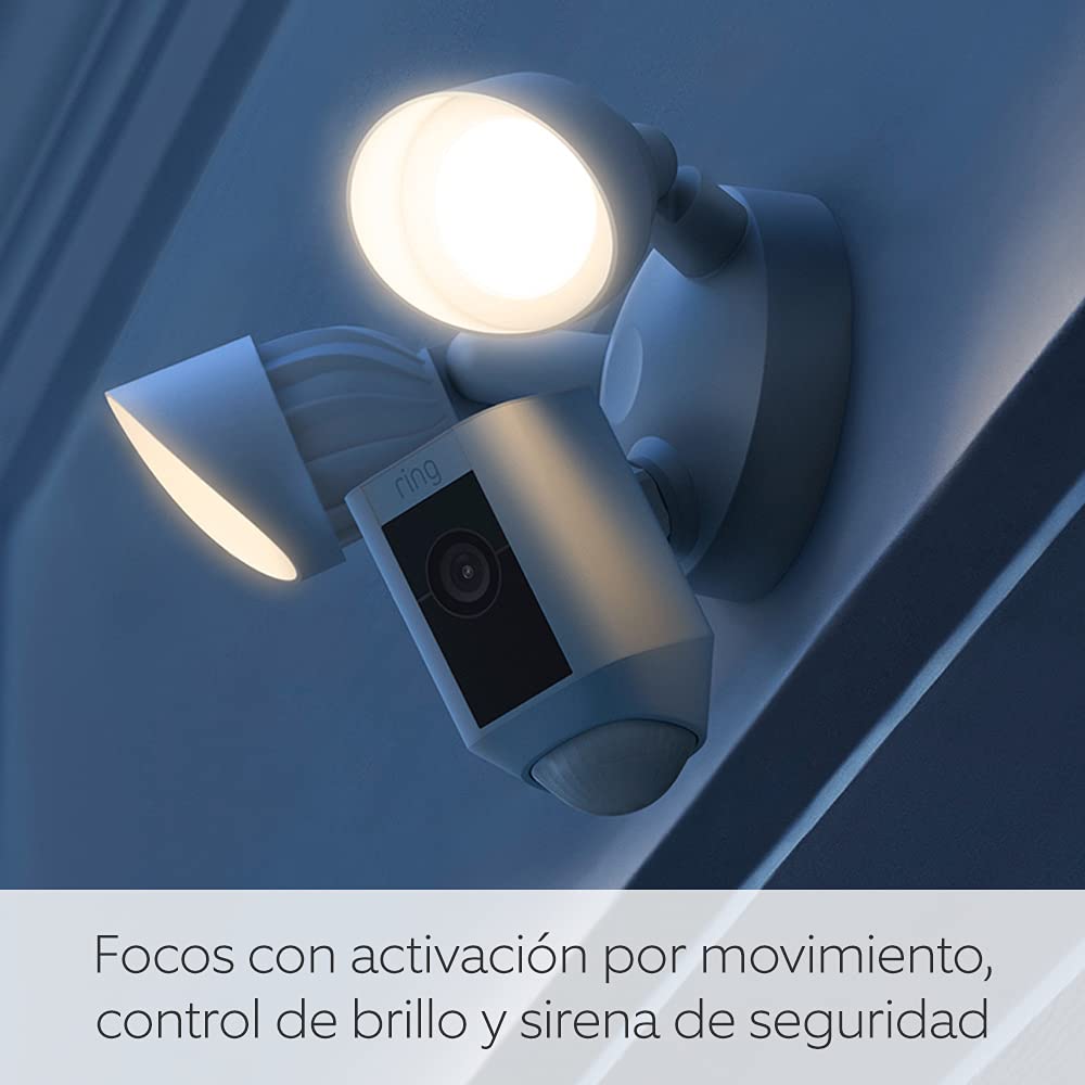 Ring cámara Plus con focos cableada (Floodlight Cam Wired Plus) | Cámara de vigilancia exterior wifi con vídeo HD, comunicación bidireccional, focos LED, sirena integrada | 30 días gratis de Ring Home