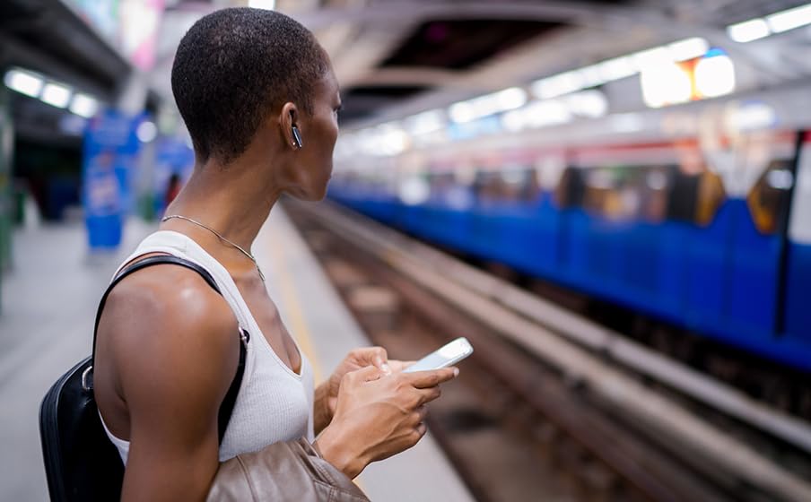 JBL Live Flex, Auriculares In Ear inalámbricos con estuche de carga inteligente, tecnología Bluetooth y de cancelación adaptativa de ruido, llamadas manos libres y hasta 40 horas de autonomía, azul