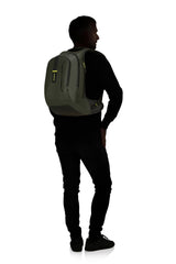 Samsonite Paradiver Light - Mochila portátil 15.6 pulgadas, 45 cm, 19 L, Verde Selva