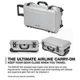 Nanuk 935 - Funda rígida Impermeable con Ruedas y Divisor Acolchado, Color Plateado