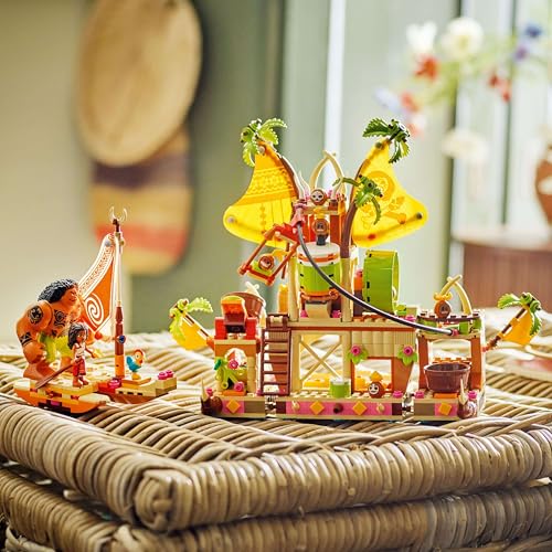 LEGO | Disney Vaiana 2 Barcaza de los Kakamora - Barco de Juguete con Tesoro Para Niñas y Niños de 7+ Años - Mini Muñeca de Vaiana y Figura de Maui - Regalo de Cumpleaños Coleccionable para Fans 43258