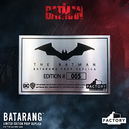 Factory Entertainment The Batman réplique 1/1 Batarang Limited Edition 36 cm