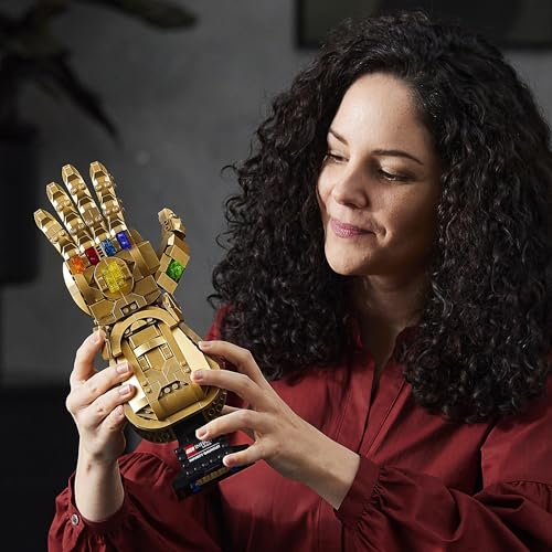 LEGO Marvel Guantelete del Infinito, Maqueta del Guante de Thanos de los Vengadores, Regalo para Hombres y Mujeres y Frans de Superhéroes, Set de Construcción para Adultos Coleccionable 76191