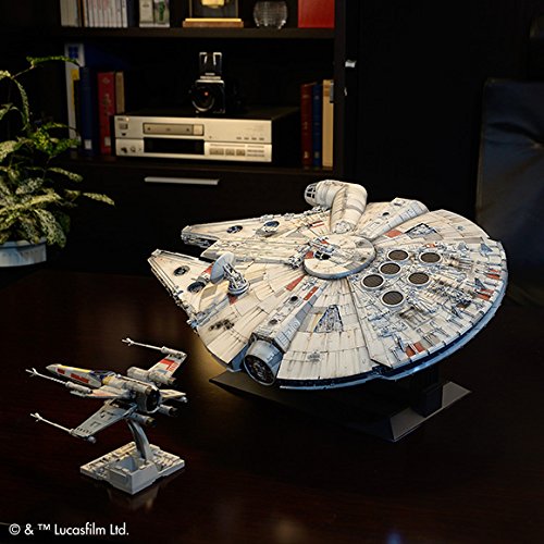 Star Wars Perfect Grade Millennium Falcon 1/72 Scale Plastic Kit Modelo