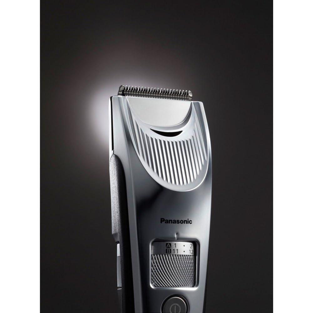 Panasonic ER-SC60-S803 Cortapelos para Hombres, Trimmer Portátil Impermeable, Cuchillas Optimas, 20 Ajustes de Longitud, 2 Accesorios, Inalámbrico y con Cable, Soporte de Carga, Plateado