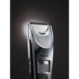 Panasonic ER-SC60-S803 Cortapelos para Hombres, Trimmer Portátil Impermeable, Cuchillas Optimas, 20 Ajustes de Longitud, 2 Accesorios, Inalámbrico y con Cable, Soporte de Carga, Plateado