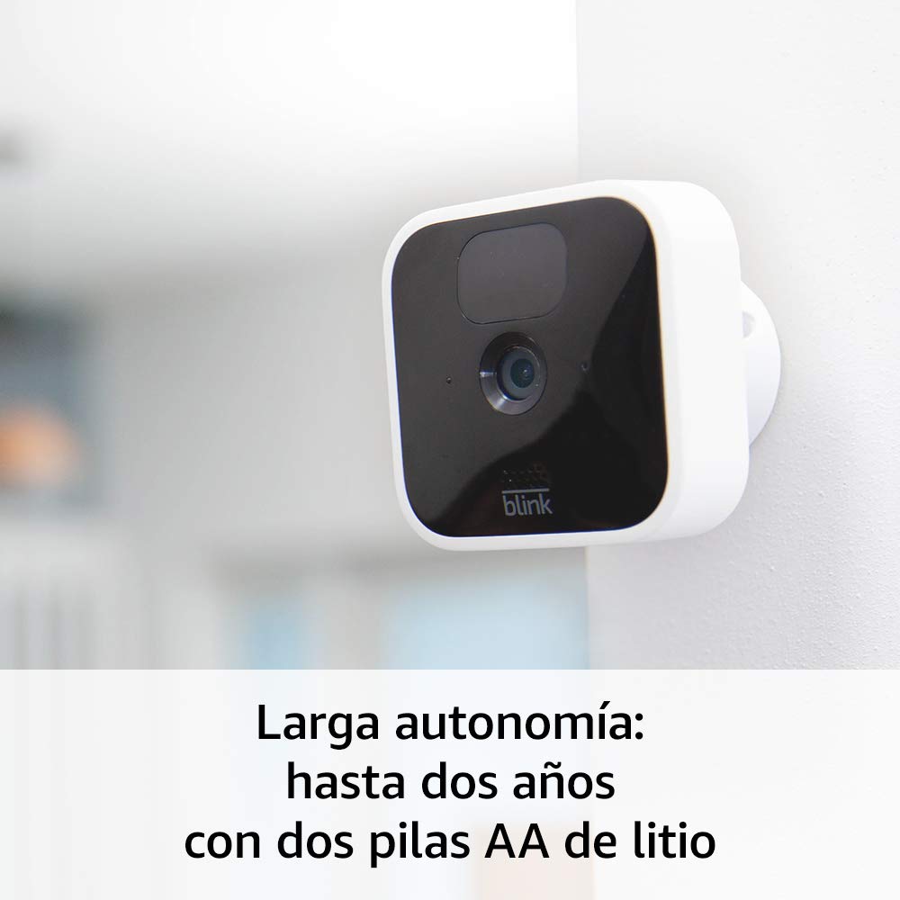 Blink Indoor | Cámara de seguridad HD inalámbrica con 2 años de autonomía, detección de movimiento, audio bidireccional, compatible con Alexa | 4 cámaras