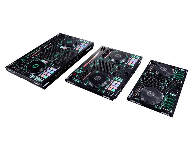 Controlador de DJ Roland DJ-202 — Controlador de cuatro decks y dos canales para Serato DJ Lite, el legado de las cajas de ritmos Roland en un controlador de DJ