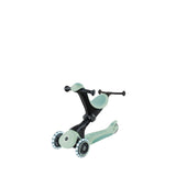Globber - GO•UP Deluxe Lights Eco 360 - Patinete evolutivo de 3 Ruedas con Asiento Giratorio 360°, reposapiés, Luces LED y Materiales sostenibles, de 15 Meses a 6 años - Verde Pistacho