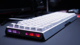 CHERRY XTRFY MX 3.1, Teclado Gaming mecánico, distribución de teclado alemán (QWERTZ), iluminación RGB, carcasa de aluminio, conexión USB-A, switches MX2A RED, blanco