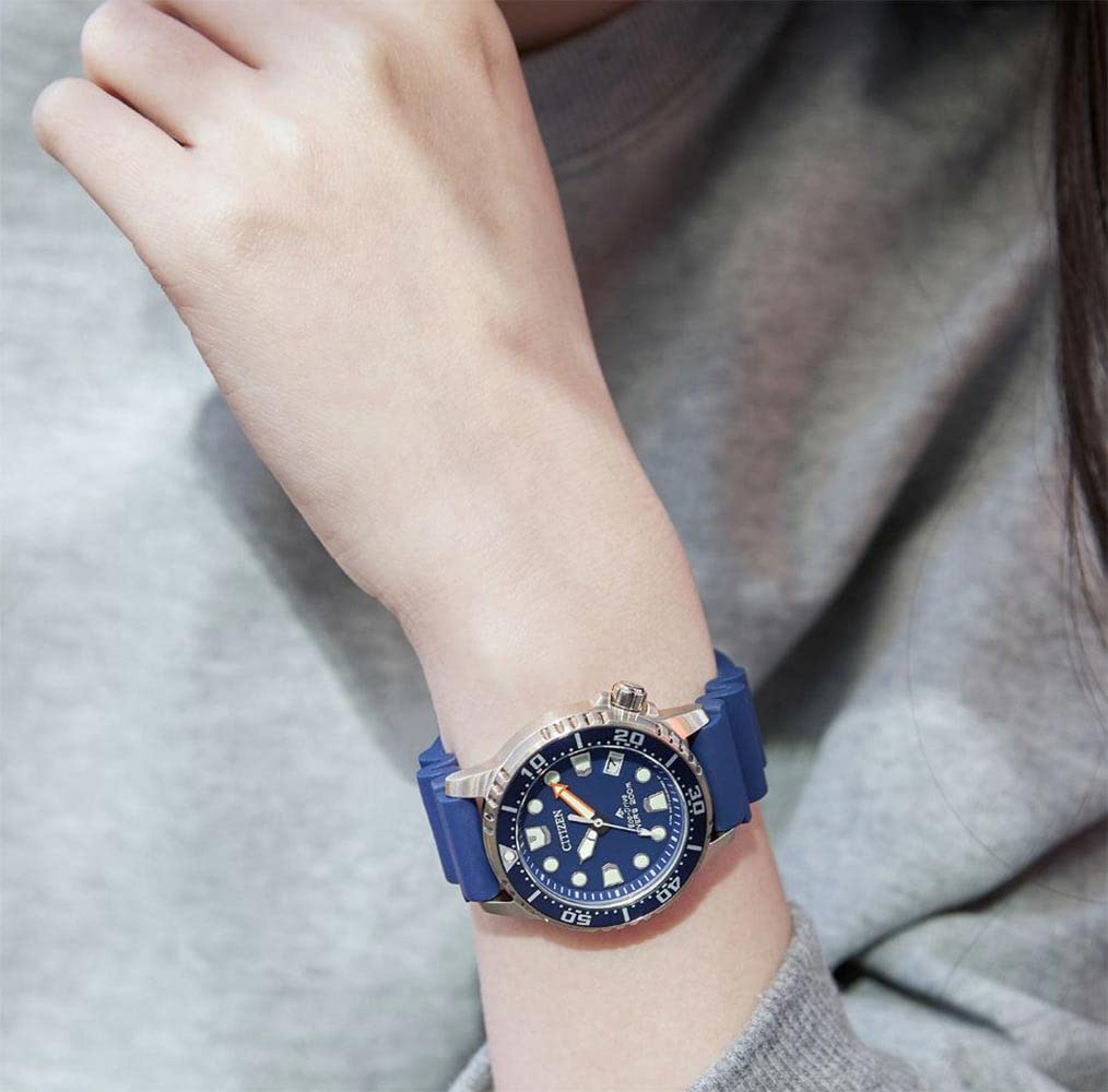 Citizen Reloj Analógico para Mujeres de sin con Correa en Silicona EO2021-05L