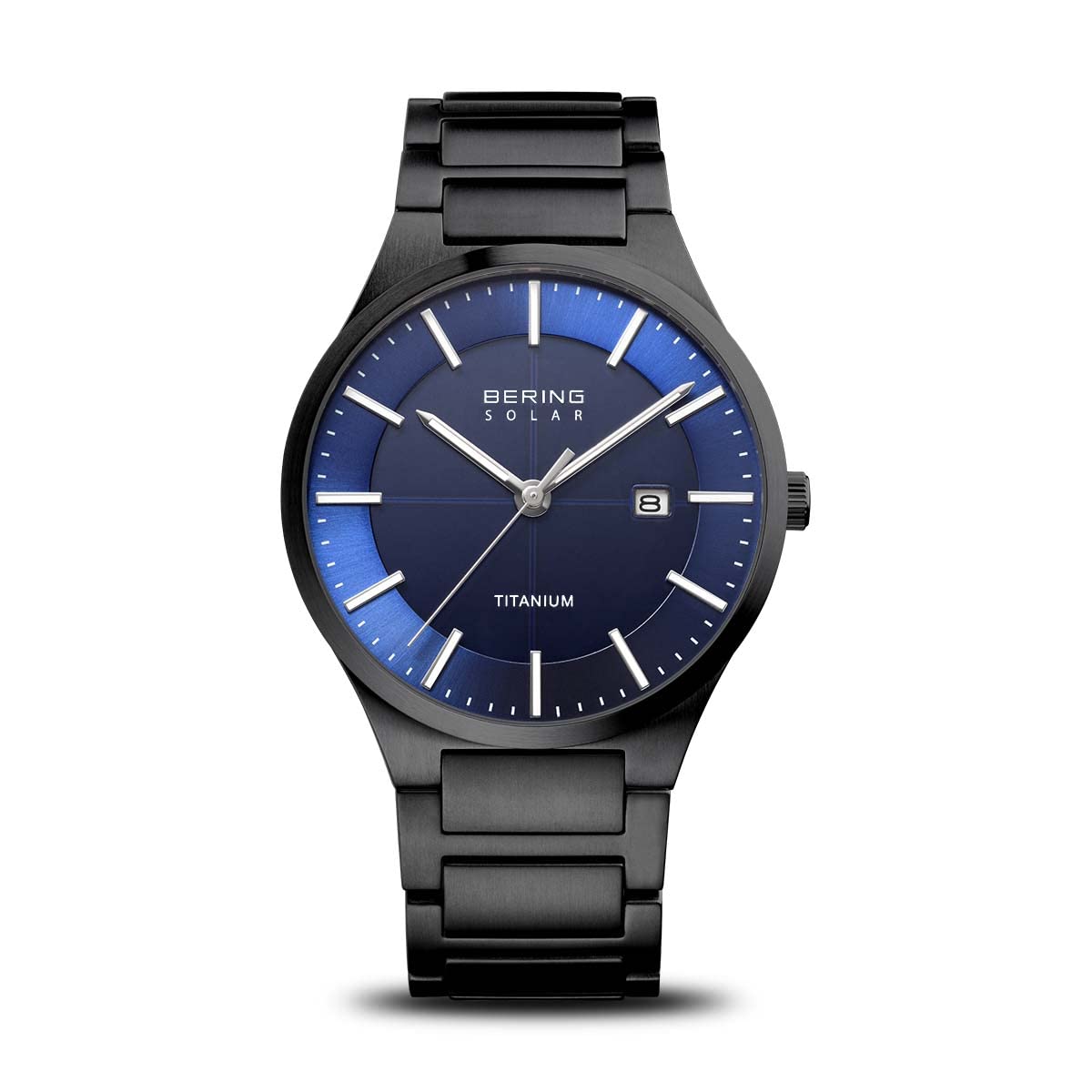 BERING 15239-727 Reloj solar para hombre con caja de titanio de 39 mm con acabado en negro y esfera azul, brazalete de titanio con detalles de titanio, resistencia al agua de 10 ATM