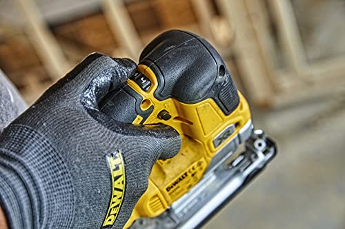 DEWALT Sierra de Calar XR 18V Sin Escobillas, 0-3200 cpm, Corte Bisel 45°, Profundidad en Madera 135mm, Metal 25mm, Acero 10mm, Incluye Maletín TSTAK II - DCS334NT-XJ
