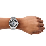 Diesel Reloj Mega Chief Slim para Hombre, Movimiento cronógrafo con Correa de Acero Inoxidable, Tono Plateado y Negro