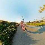 GoPro MAX: Cámara de acción Tradicional Resistente al Agua 360 + con Pantalla táctil Vídeo HD esférico 5.6K30 16.6MP Fotos 360 Estabilización de transmisión en Vivo de 1080p