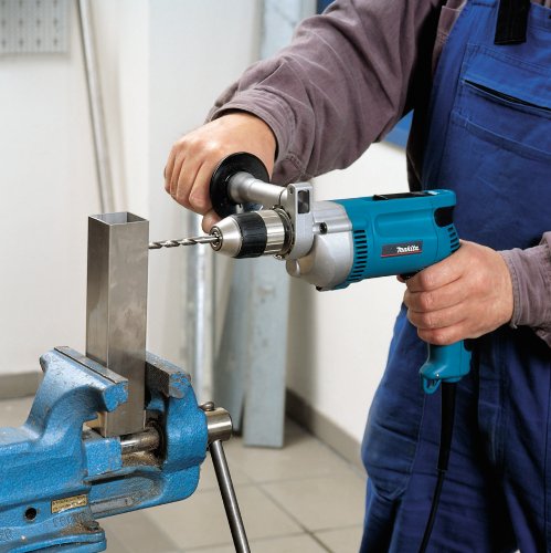 Makita DP3003 - Taladro 10Mm 710W Port. Auto.