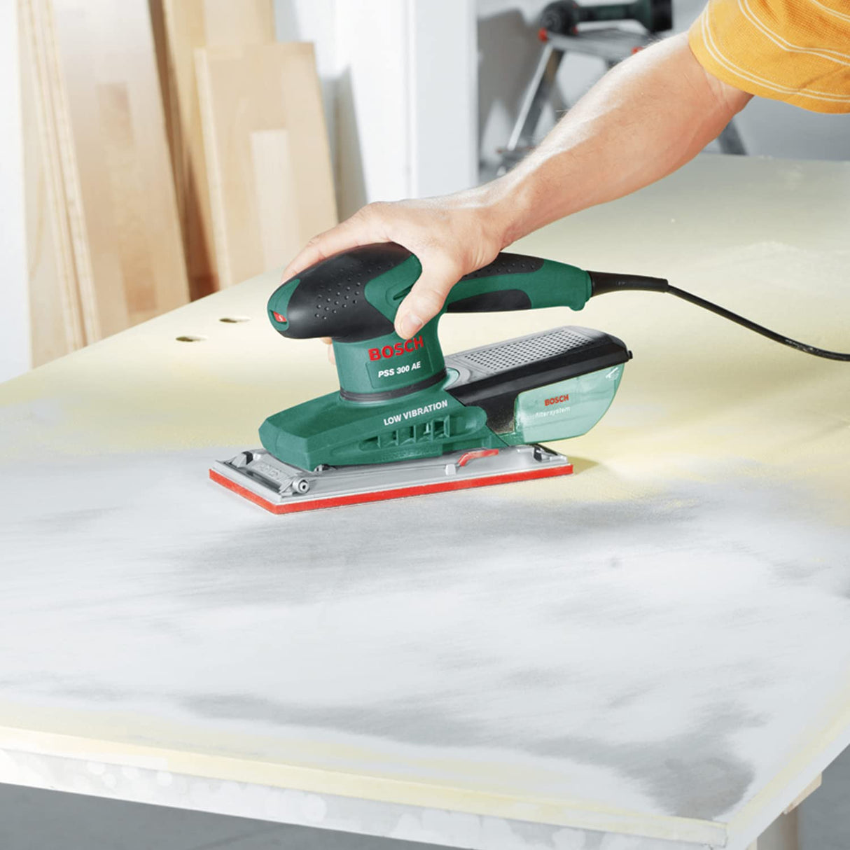 Bosch Home and Garden 0.603.340.300 Lijadoras orbitales con maletín, 240 V, 250 W, electrónica, superficie 264 cm