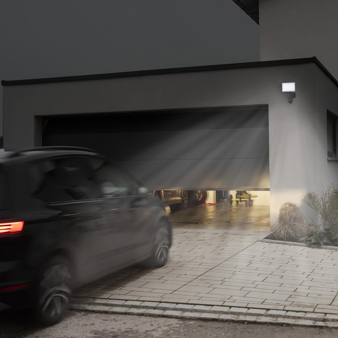 Hama | Cámara de vigilancia Exterior, 1080P, Sensor de Movimiento y luz, Full HD, Compatible con Amazon Alexa y Google Assistant.